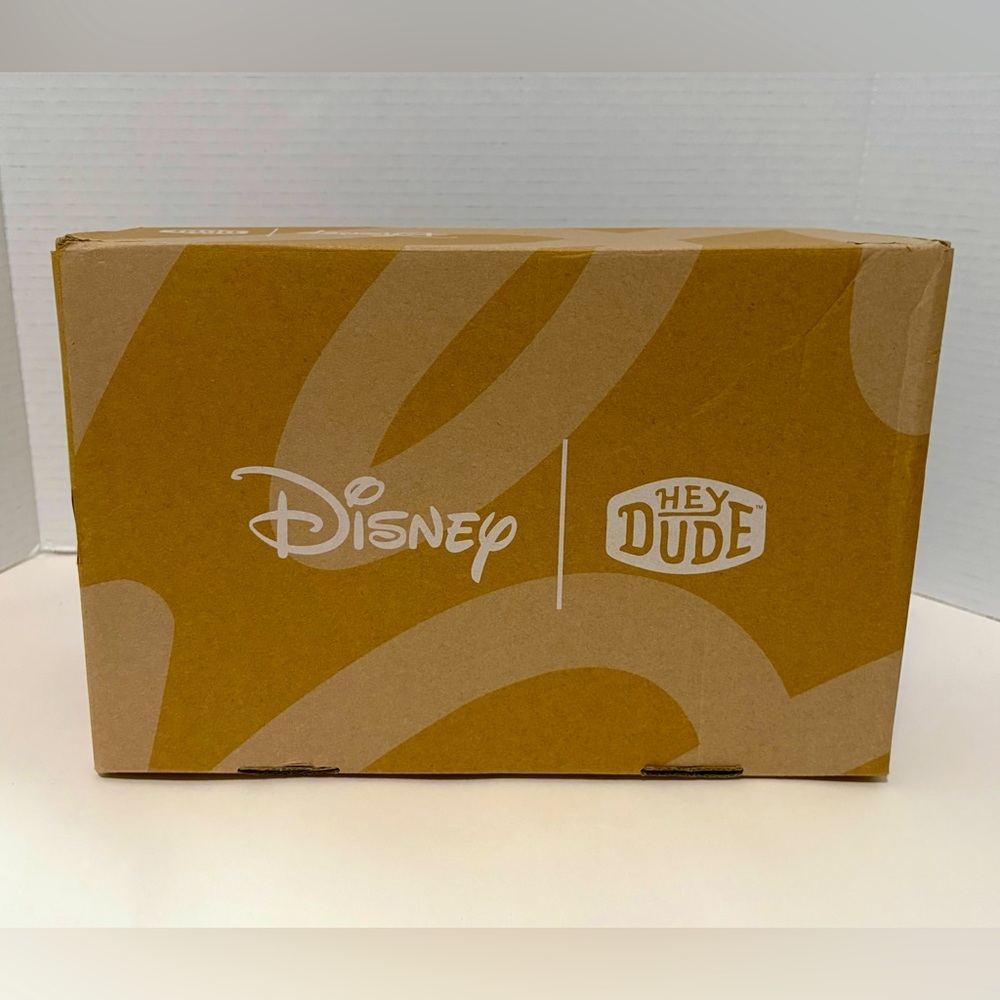 HEY DUDE Disney Shoe Box Wendy Funk Mickie Mouse